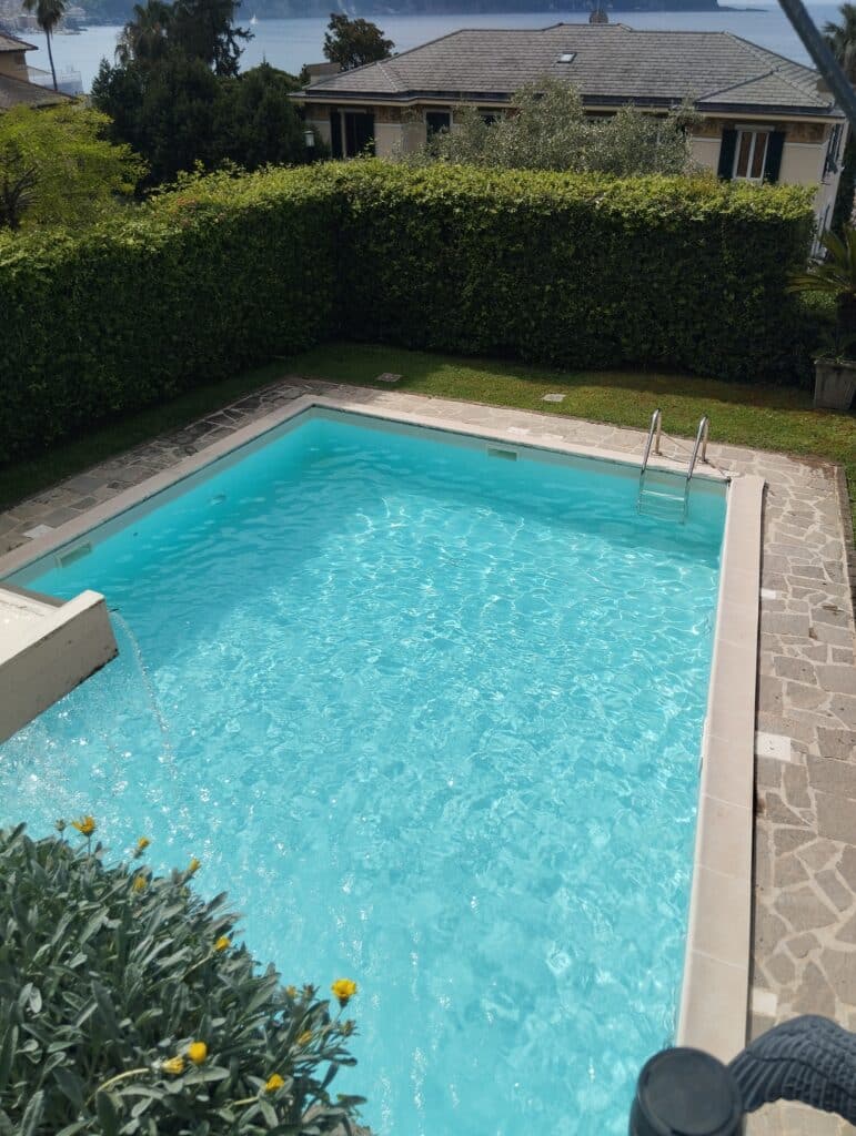 Piscina con rivestimento in PVC armato